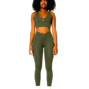 Four Three Seven V leggings and V neck top 2 piece matching set